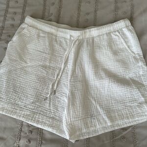 White Women's Shorts Gauze Fabric XL Like New
